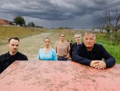 from left to right: Michael Kühl, Julia Jäger, Ann-Catrin Wahl, Wolfgang Torkler, Thomas Rühmann