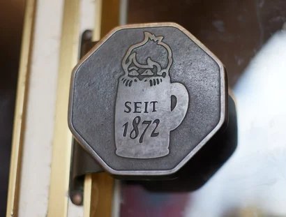 KINDL-SCHILD