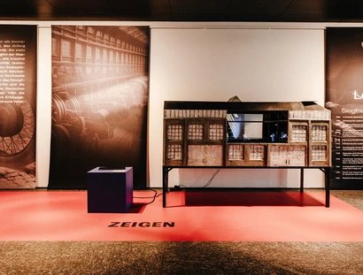 Ausstellungsansicht Unsichtbare Orte Siegfried Hirschmann im Forschungscampus Dahlem