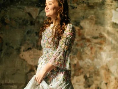 JULIA LEZHNEVA