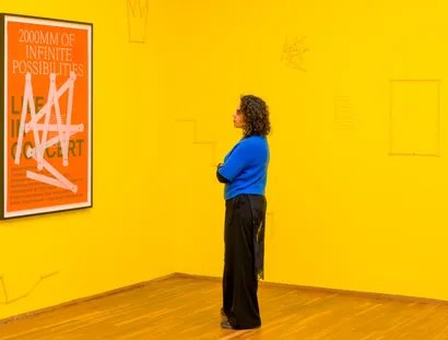 Ausstellungsansicht „Saâdane Afif. Five Preludes“, Hamburger Bahnhof – Nationalgalerie der Gegenwart, 12.12.2025 – 13.09.2026, Abgebildet: The Fountain Archives, 2008-2020