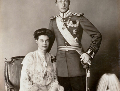 Bieber: Kronprinz Wilhelm mit seiner Braut Cecilie, 1904, Hohenzollern-Familienfotos © SPSG