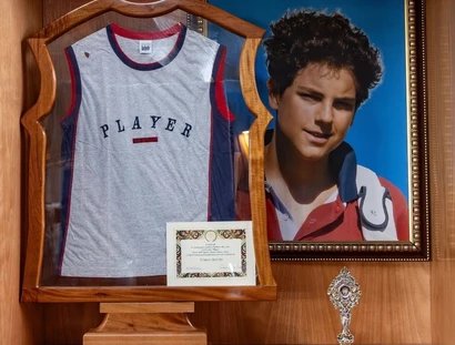 Veranstaltungen in Berlin: Proprieta Privata - Die Influencer Gottes kommen!