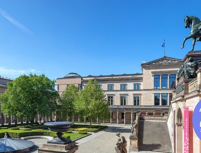 Außenansicht Museumsinsel, Kolonnaden