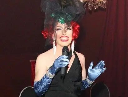 Drag Queen Cali Harburg