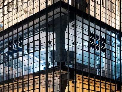 Illuminierter Werkstattflügel, Bauhausgebäude Dessau, 2021