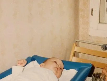 VISUAL Mikrokosmos 1990. Ende und Anfang eines Landes
