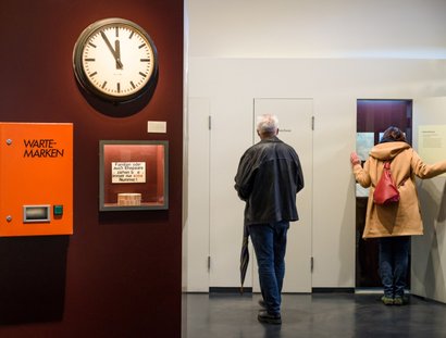 Veranstaltungen in Berlin: Umbrüche 1989/90 – ein Rundgang mit Zeitzeugen durch das ehemalige Notaufnahmelager Marienfelde