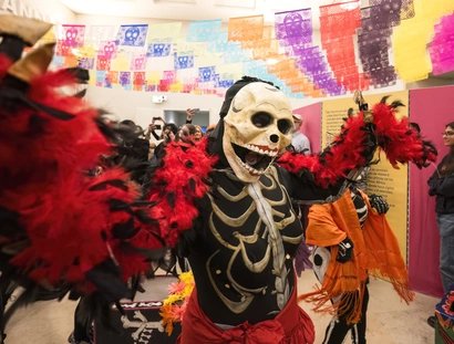 Día de los Muertos im Humboldt Forum/ Interview mit dem Tod