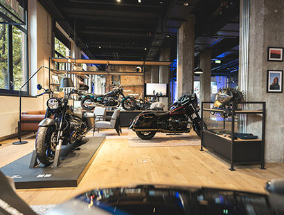 Veranstaltungen in Berlin: BMW Motorrad Welt: welcome home!