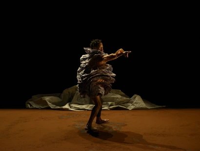 My body, my archive. Tanzperformance mit Faustin Linyekula und Heru Shabaka-Ra