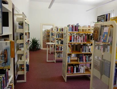 Janusz-Korczak-Bibliothek, Innenansicht