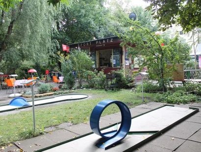 Minigolf am Hertzbergplatz