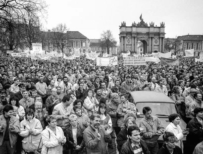 Veranstaltungen in Berlin: Dialogische Stadtführung zur Erinnerung an die Friedliche Revolution 1989/90