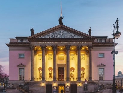 Staatsoper Unter den Linden in der Nacht