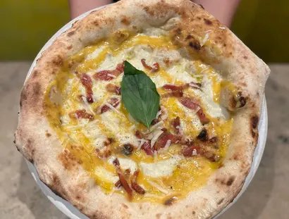 Capvin - Pizza Carbonara