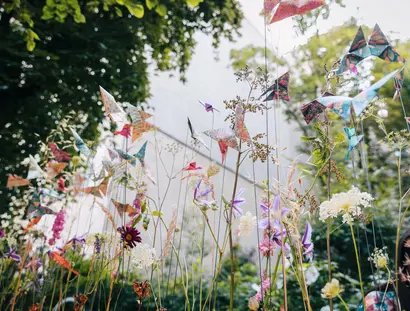 Björn Kroner-Salié: Blumen, Glanz und Tafelfreuden