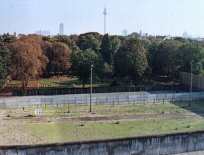 Mauerstreifen Bernauer Straße in Berlin