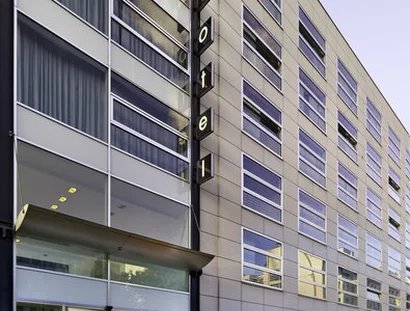 Hotels in Berlin | art’otel berlin Mitte powered by Radisson Hotels