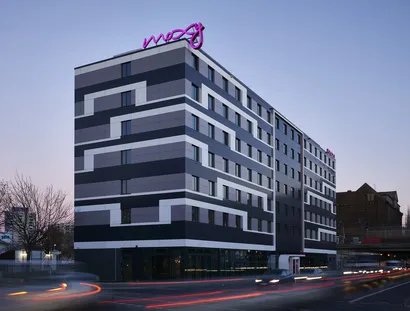 Moxy Exterior