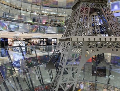 shopping in berlin mitte