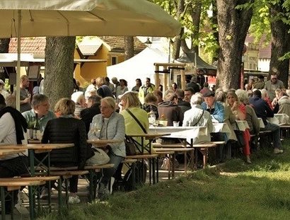 Kunst + Wein in Lichtenrade in Berln