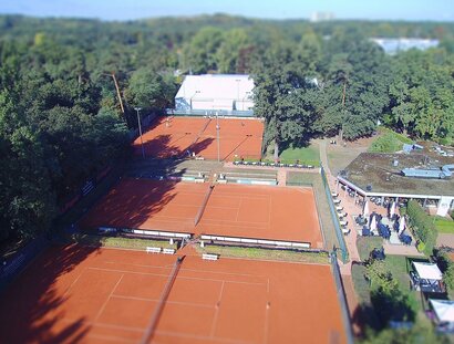 BlickView from above of the tennis courts of the Tennis-Club SCC Berlin e.V.