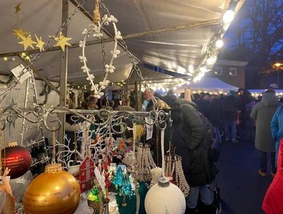 Weihnachtsmarkt "Wolf und Else"