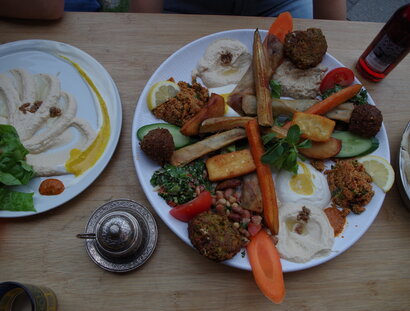 Syrian food at Yarok Torstraße Berlin