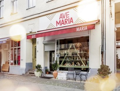 Ave Maria shop window of the Ave Maria shop in Berlin