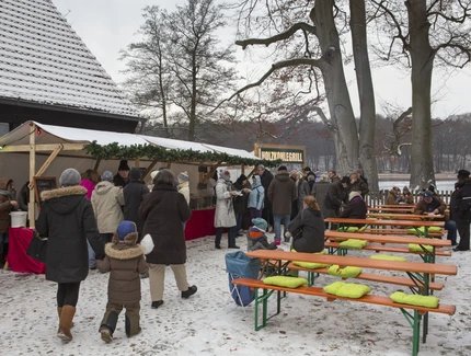 Märchenhafter Weihnachtsmarkt am Jagdschloss Grunewald