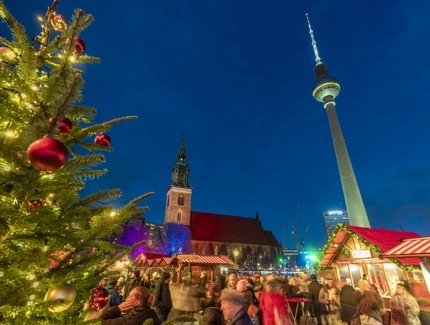 Weihnachtsmarkt am Roten Rathaus