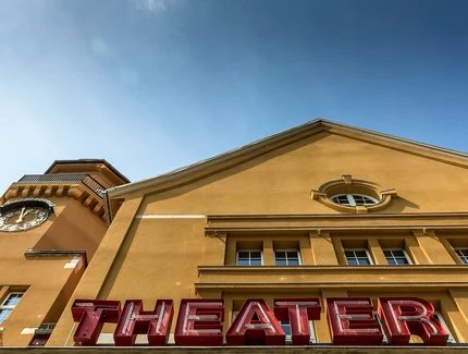 Außenansicht Theater an der Parkaue