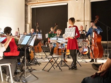 e_086b4b3a0fc664a165ee4475f20f3528_img-hopop