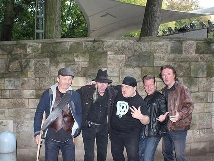 e_262fda0ba42fb1a2fd4eb4c1b8e1b0a1_img-hopop