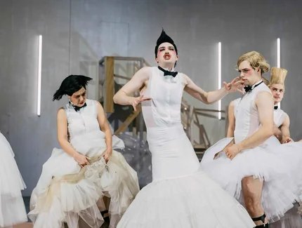 e_29b603a763f7626ecf49bc8b5acb6456_img-hopop