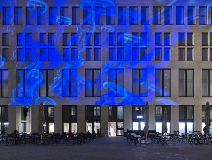 Sucuk und Bratwurst: Interlinked