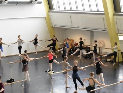 e_403dc169fa794d5527dba73f60d5bc90_img-hopop