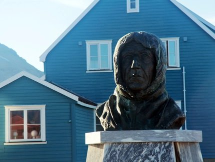 Das Blaue Haus in Ny Alesund - Koldewey Station - Spitzbergen
