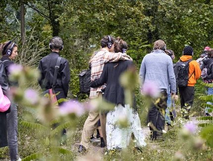 e_66a5a1e2520f4b868d82aa6153b31ca6_img-hopop