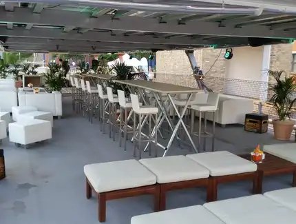 e_684e30bad55b4a1ebed82df3fe434999_img-hopop