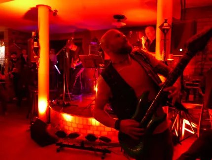 e_6ec89d02ef5a50356d1ecf1afa35ef72_img-hopop