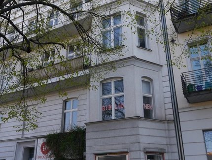 EWA-Frauenzentrum, Außen