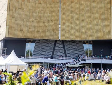 Tag der offenen Tür vor der Philharmonie Berlin