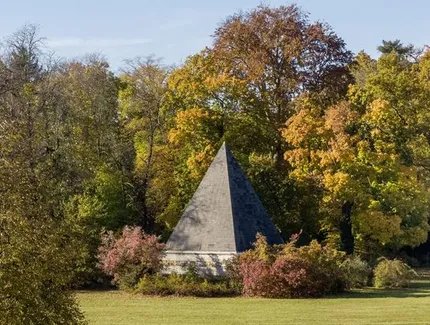 Neuer Garten, Pyramide