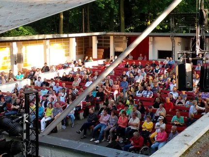 e_a123299527522c696d9d4fdea2be2ec5_img-hopop