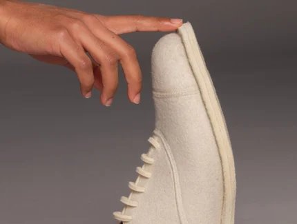 Philipp Remus, Hochschule Pforzheim, Felt the future - walking with wool, Detail, Preisträger 2025 in der Kategorie Nachwuchs