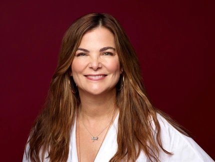 DR. MED SHEILA DE LIZ