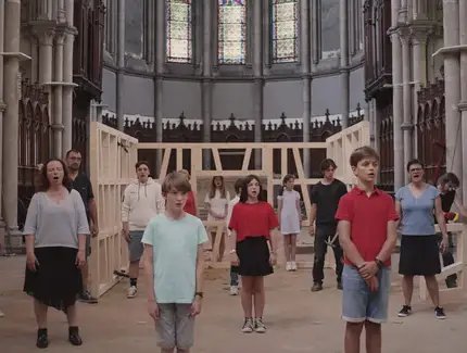 Annika Kahrs, Le Chant des Maisons, 2022, 4K Video und Sound Installation, Auftrag für die 16. Ausgabe der Biennale de Lyon