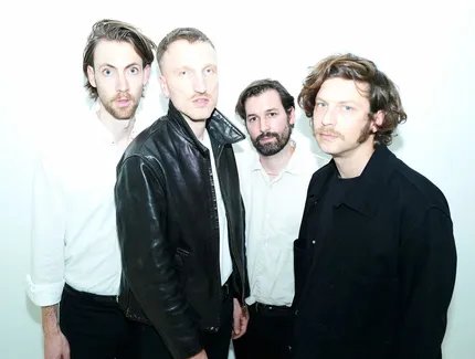 e_cac591d241f8ff2a277fbd831e1eeb91_img-hopop